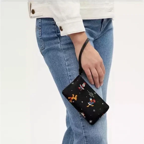 Coach X Disney Holiday Print Corner Zip Wristlet NWT - Picture 5 of 6